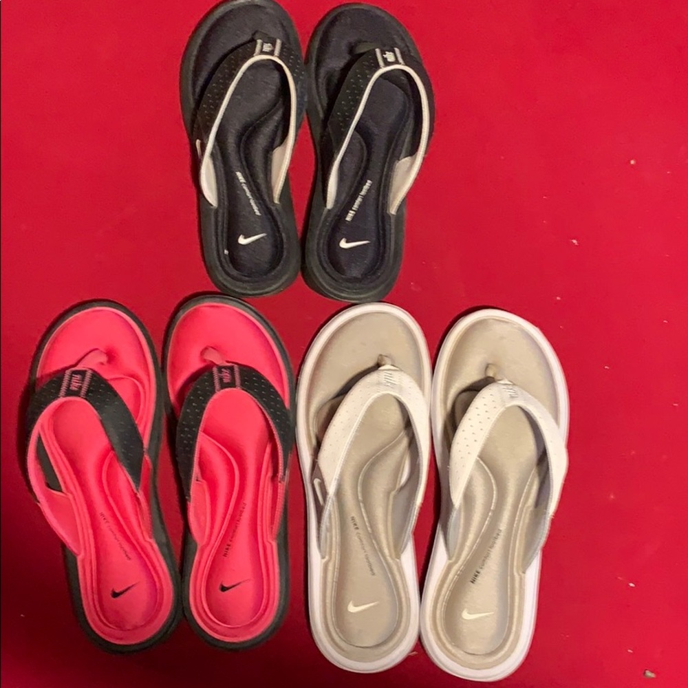 Nike comfort footbed flip flops